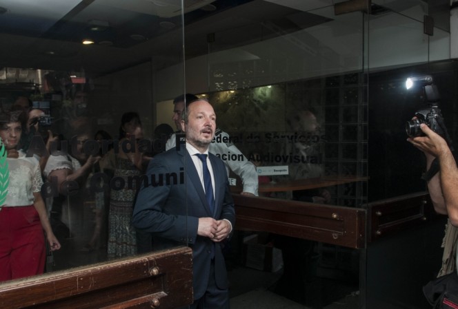 Un juez repuso a los directores de la AFSCA y prohibió tomar medidas al interventor