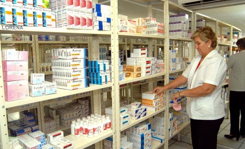Por el faltante de remedios los fines de semana, la Defensoría va a la Justicia