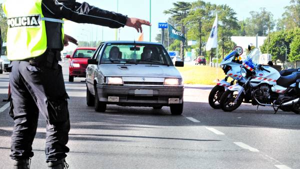Operativo Sol: estaban alcoholizados y fueron demorados en la ruta 11 y 2