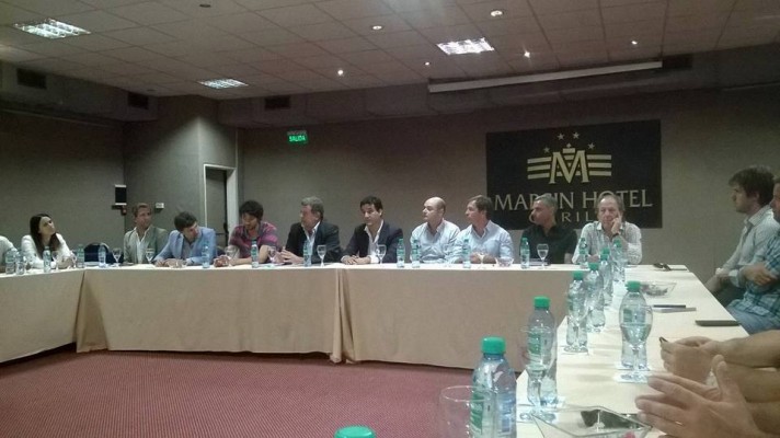 Carilo: El Intendente Municipal, Dr. Di Cesare se reunió con el Ministro de Producción