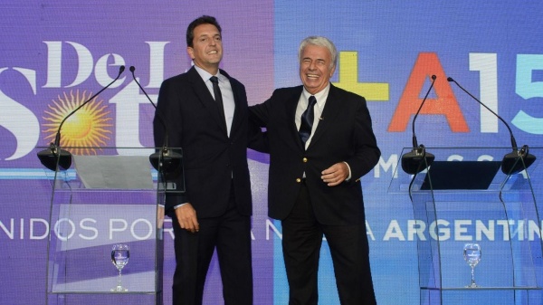 Massa postuló a De la Sota para presidir el peronismo