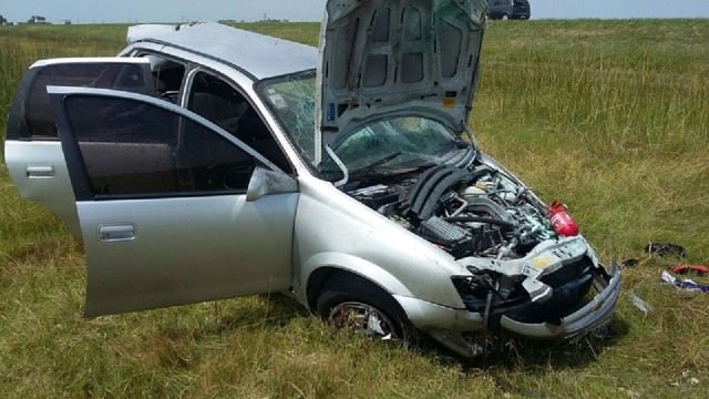 Una joven de 22 años murió en un vuelco en la ruta 2