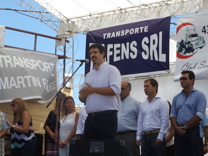 Mechongué: Se realizó el tradicional desfile del Camionero y del Agricultor