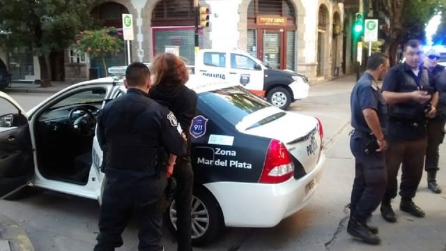 Mar del Plata: Grupo neonazi atacó bar de referente de la comunidad gay