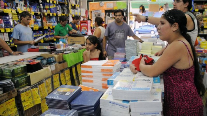 Canasta escolar: acordaron una lista de precios