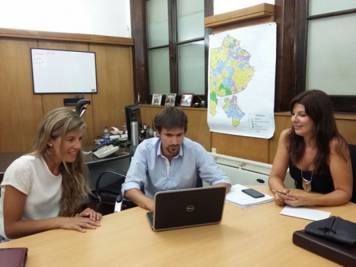 La Plata: El gobierno aclara cuándo cobrarán el aumento los docentes