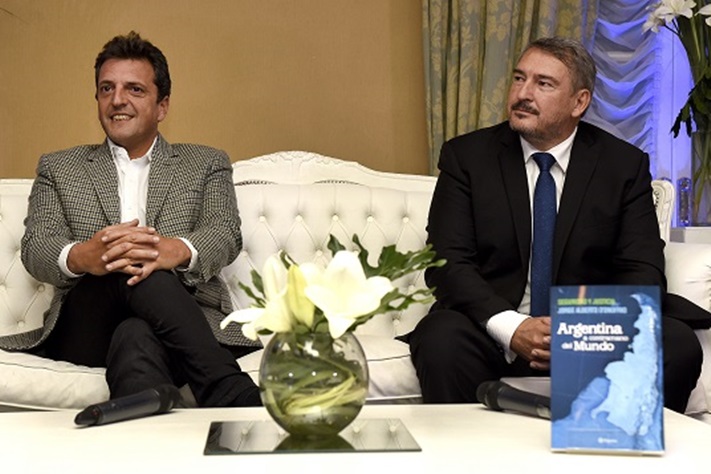 Jorge D’Onofrio presentó su libro: ‘Argentina a contramano del mundo’