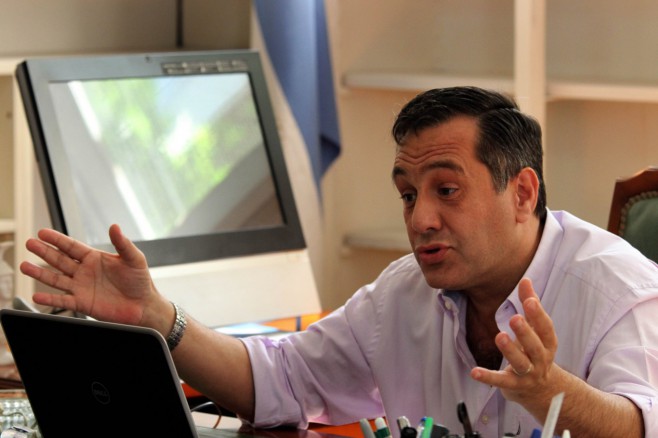 A. Finocchiaro: “Scioli dejó en la provincia el efecto devastador de una guerra”