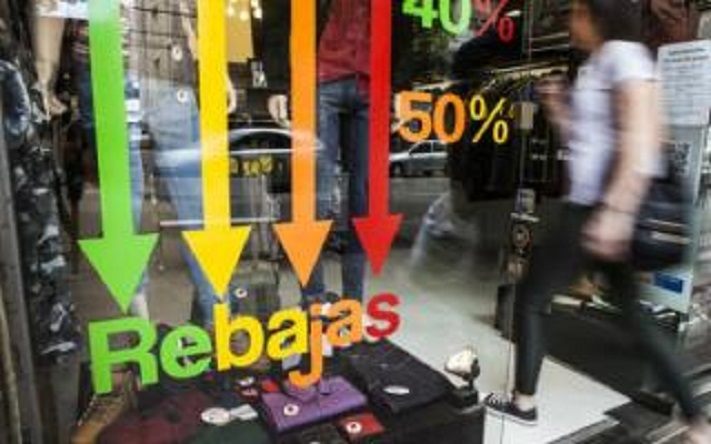 Fuerte caída del consumo en abril: Descendió un 6,6% y acumula un 4,8 en 2016