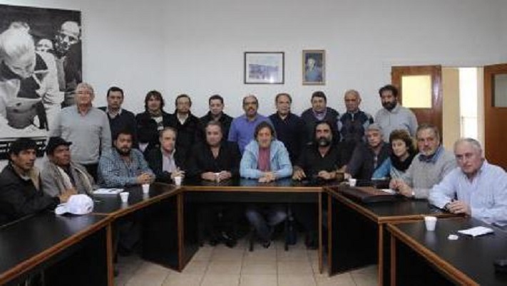 Desde Soeme: “La Gobernadora cree que vive en Suecia”