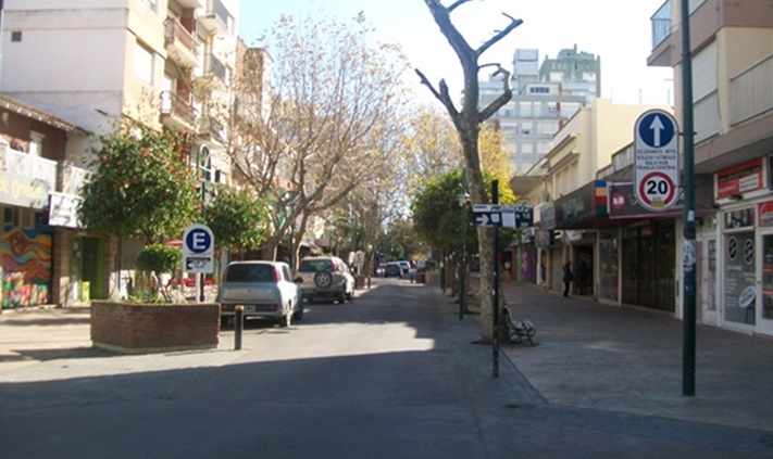 Afirman que en 6 meses ya cerraron unos 5.000 comercios en todo el país