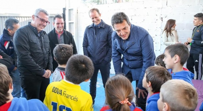 Por los clubes de barrio: Massa e Insaurralde se mostraron juntos