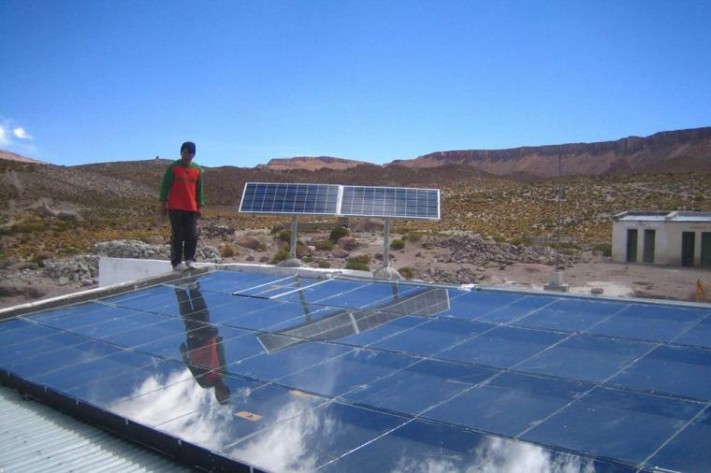 Argentinos hallan materiales que absorben el 43% de luz solar en lugar del 4% actual