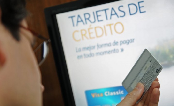 Incorporan la tarjeta de débito para las compras online