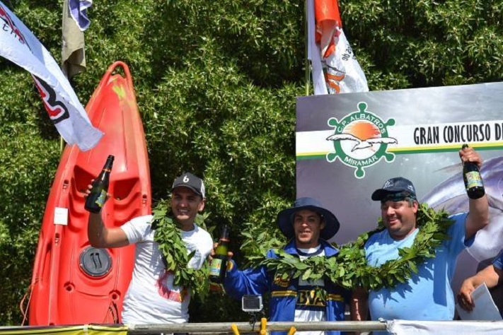 Hernán Trino, de Miramar, ganó el Concurso de Pesca de Pez Elefante