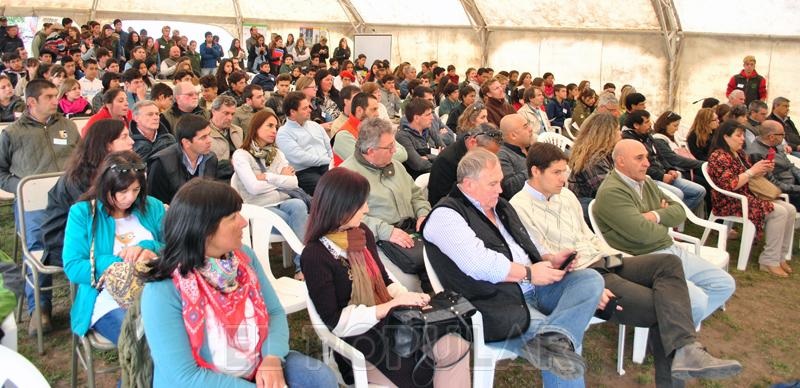 Alumnos y profesores de escuelas agrarias del distrito presentes en Instancia provincial de Evaluación de Calidad Educativa