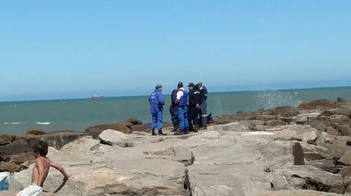 Mar del Plata: Apareció muerto el hombre que se había metido al mar en La Perla