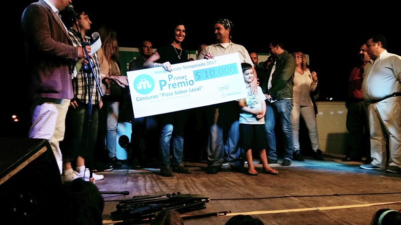 Miramar: La mejor pizza en el concurso “Sabor Local” fue para la Biblioteca Municipal
