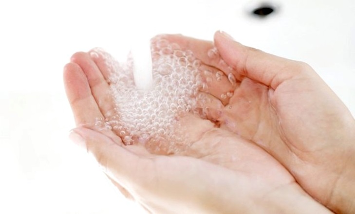 Prohíben el uso de jabones y aerosoles antibacteriales