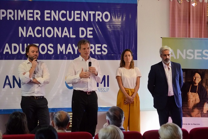 Se desarrolla en Chapadmalal el Primer Encuentro Nacional de la ANSES y PAMI con adultos mayores