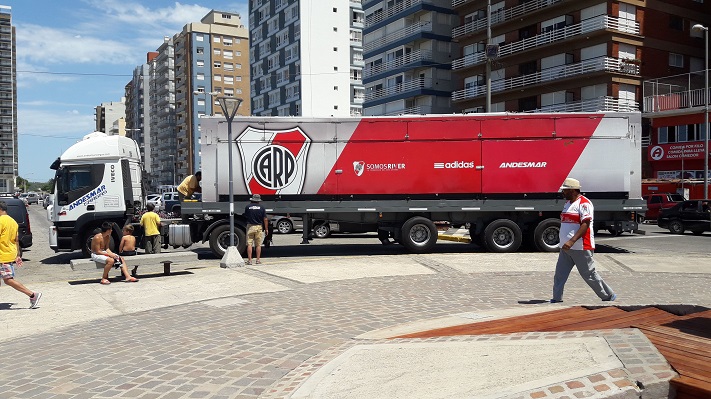 El trailer de River Plate “La Máquina” llegó a Miramar