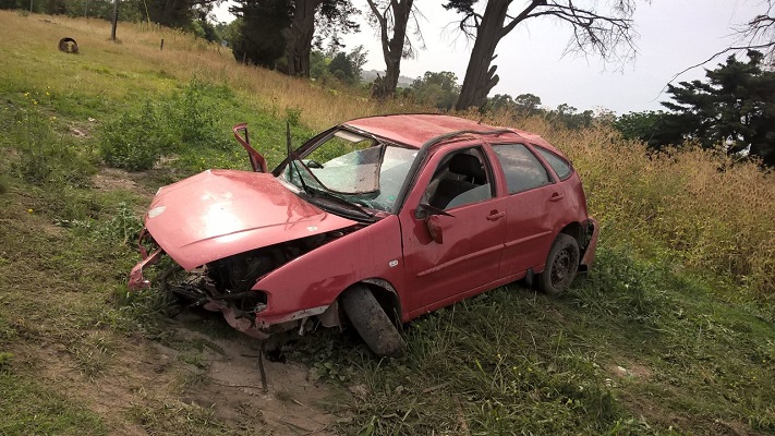 Dos heridos tras un vuelco en la ruta 88