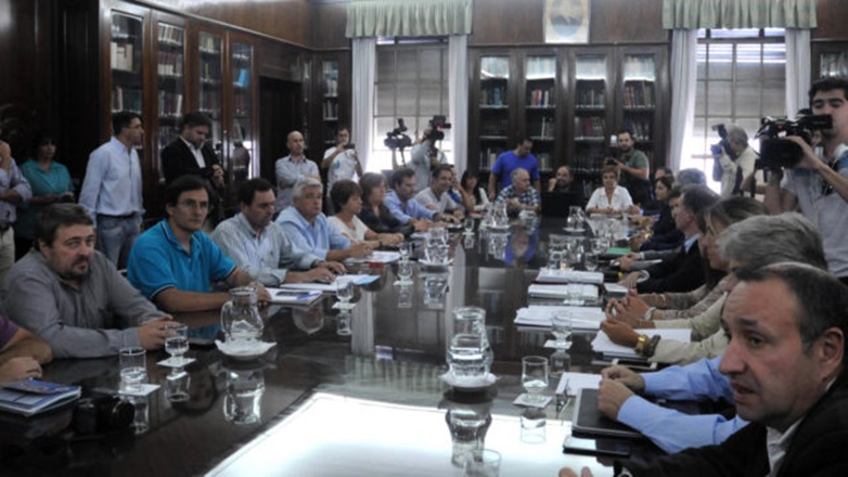 Paritarias docente: Rechazaron el 18% de aumento en cuatro cuotas