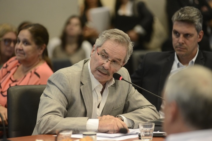 Solá: “La gente se va a hartar de la grieta”