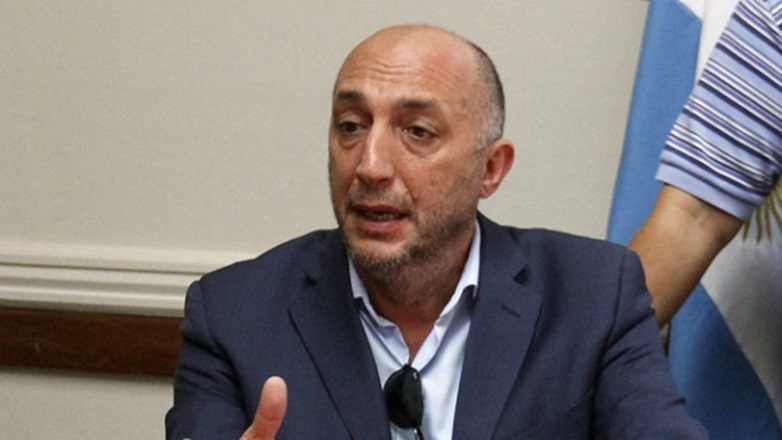 Marcelo Torres pide que Vidal declare asueto a las empleadas públicas este miércoles