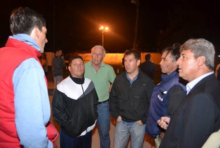 Miramar: Germán Di Cesare recorrió los nuevos corredores lumínicos