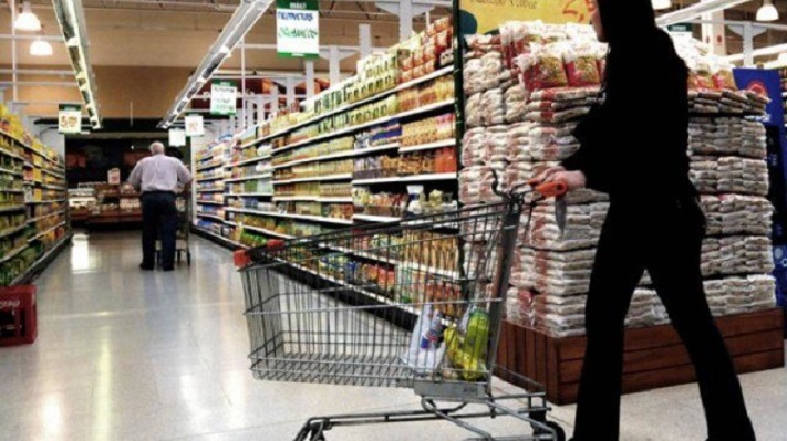 Una familia marplatense necesita $13.363 para no caer en la pobreza