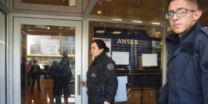 Mar del Plata: un jubilado se pegó un tiro en la sede de la Anses