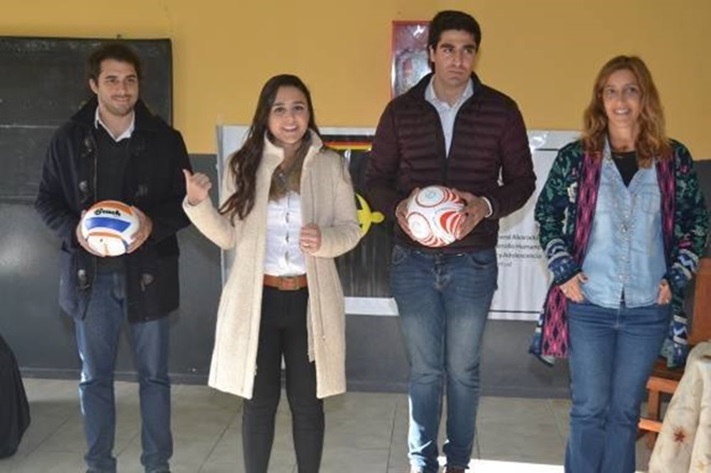 Miramar: Se hizo entregas de elementos deportivos para el Programa Envión
