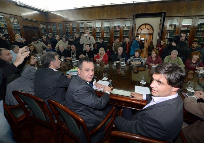 El gobierno bonaerense le ofrece 21% a los docentes con clausula gatillo y plus por presentismo
