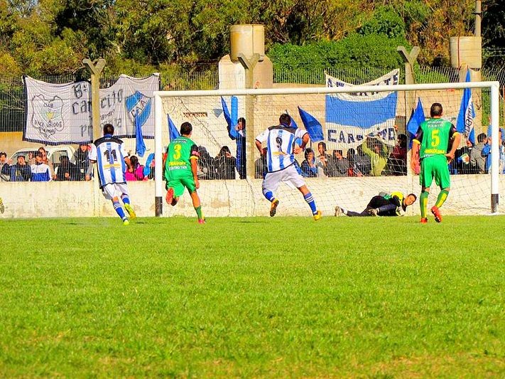 La fecha de la Liga Oficial se jugará el martes y la del fútbol barrial va el domingo, como es habitual