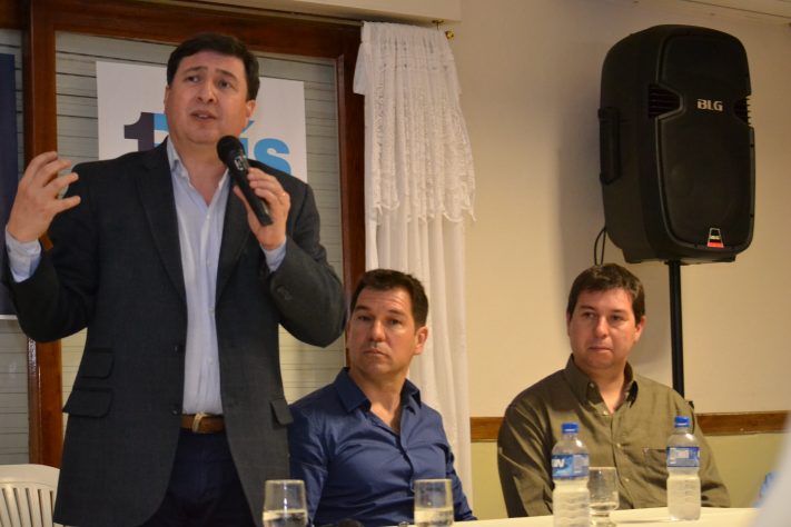 1Pais: El precandidato a diputado Daniel Arroyo pasó por Miramar