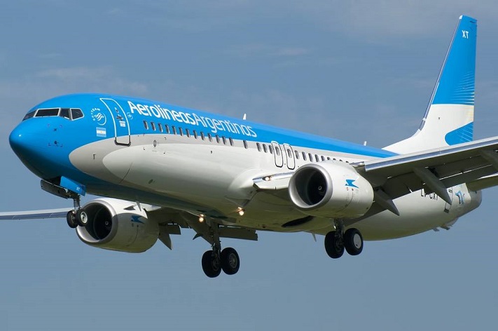 Un avión de Aerolíneas Argentinas debió realizar un aterrizaje de emergencia en Bahía Blanca