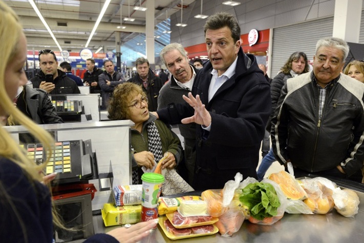 Massa: “El Gobierno tiene que dejar de hacer ring raje y escuchar a la gente que la pasa mal”