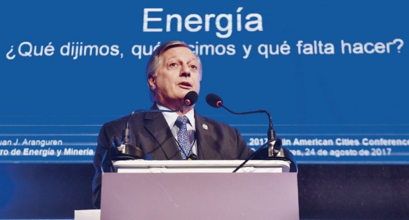 Macri desplazó a Aranguren de Energía y a Cabrera de Producción