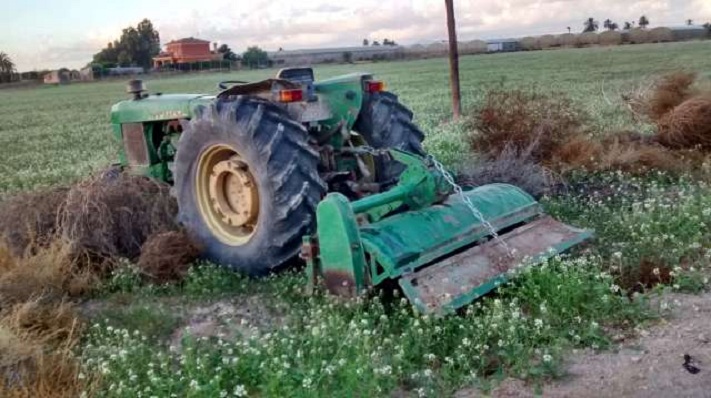 Un tractorista sufrió lesiones en un insólito accidente en ruta 88