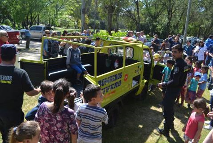 Se inauguró el Centro de Instrucción  Infantil de Combate de Incendio Forestal.