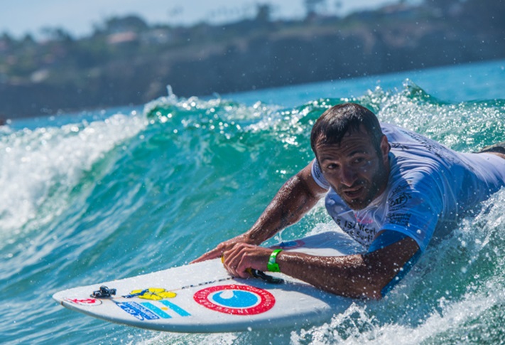 Surf adaptado: con la presencia del miramarense Nicolás Gallegos, comienza el mundial