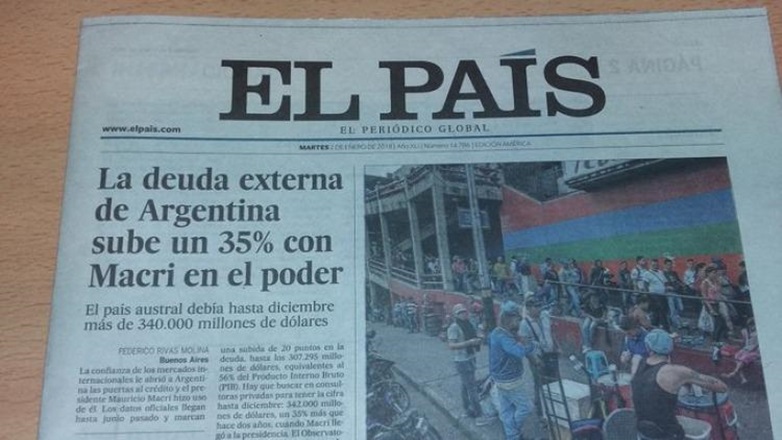 Macri pidió no “obligar a nietos a pagar” la deuda, pero El País de España le recordó que su gestión la aumentó un 35%