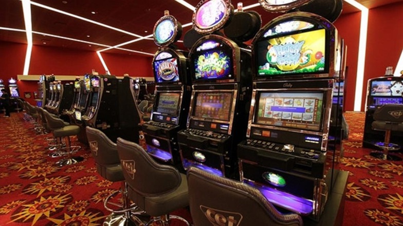 Es oficial, la Provincia llamó a licitación para 3.680 tragamonedas. El casino de Miramar dentro del llamado