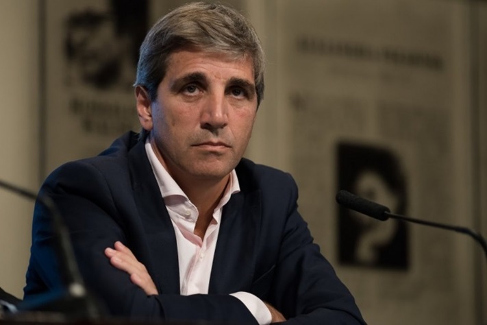 El Frente Renovador reclama a Macri que eche a Caputo, su “ministro offshore”