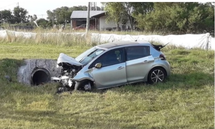Un accidente en la Autovía 2 dejó a una familia gravemente herida