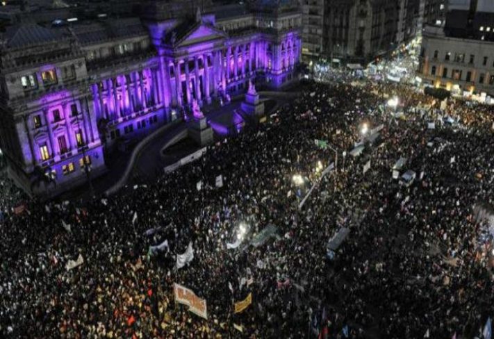 Por qué se conmemora el 8 de marzo el Día Internacional de la Mujer