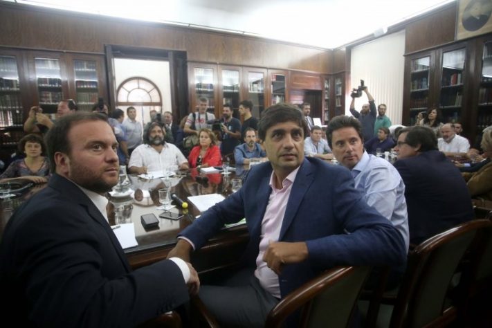 Lunes 8 y Martes 9: paran los docentes de la Pcia. de Bs. As.