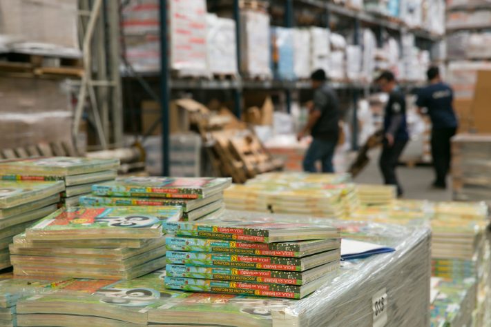 Leo, luego aprendo: Llegan más de 4 millones de libros de texto a las escuelas de todo el país