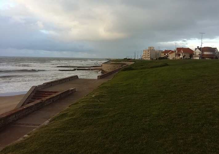 Un domingo frío y nublado en Miramar y zona